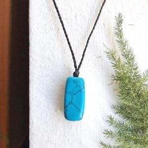Magnesite Turquoise Veined Pendant Necklace/Choker